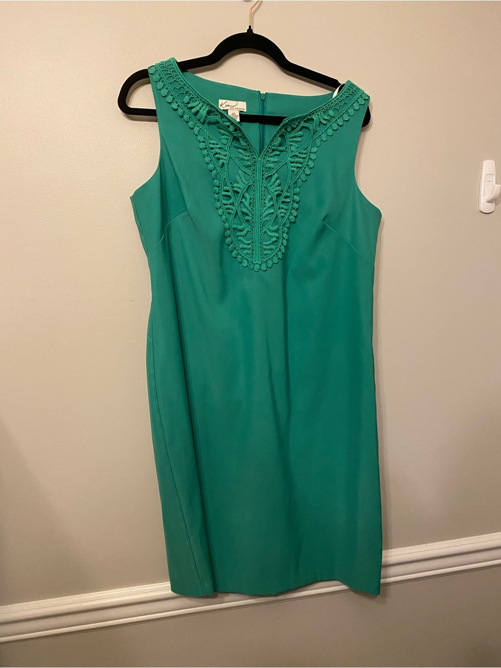 Kim Rogers Teal V-Neck Dress with Crochet Trim - Picture 3 of 4